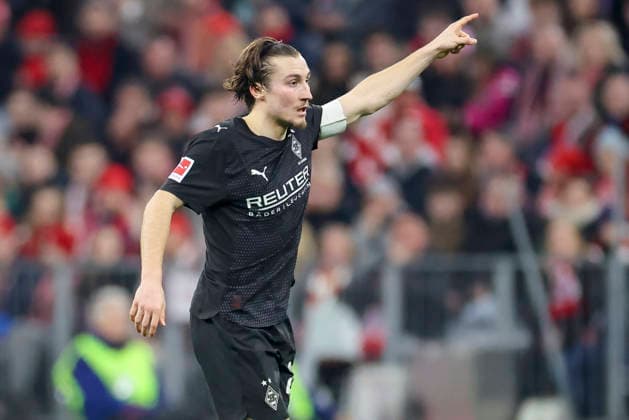 Rocco Reitz (Borussia Moenchengladbach) gestikuliert, Bundesliga, FC Bayern München v Borussia Mönchengladbach, Allianz Arena am 06. March 2026 in München, Deutschland. (Foto von Marco Steinbrenner DeFodi Images) Rocco Reitz (Borussia Moenchengladbach) gestures, Bundesliga, FC Bayern München v Borussia Mönchengladbach, Allianz Arena, March 6, 2026 in München, Germany. (Photo by Marco Steinbrenner DeFodi Images) DFL regulations prohibit any use of photographs as image sequences and or quasi-video. -