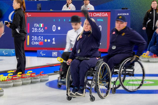 CORTINA, ITALIEN 20260308 Sveriges Marcus Holm och Kristina Ulander under söndagens curlingmatch mixad mellan Sverige och Litauen i Paralympics pa Cortina Curling Olympic Stadium. CORTINA ITALIEN 2026 x10500x *** CORTINA, ITALY 20260308 Swedens Marcus Holm and Kristina Ulander during Sundays mixed curling match between Sweden and Lithuania in the Paralympics at Cortina Curling Olympic Stadium CORTINA ITALY 2026 x10500x  Copyright: xMagnusxLejhall ParasportxSverige xTTx PARALYMPICS 2026 CURLING