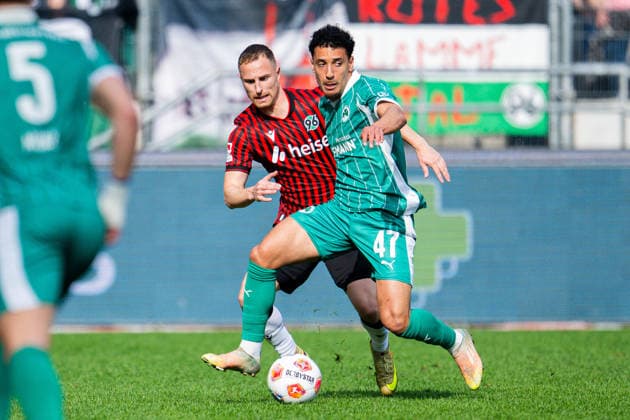 08.03.2026 - Fußball, 2025 2026, 2. Bundesliga, 25. Spieltag, Hannover 96 - SpVgg Greuther Fürth: (L-R) Maurice Neubauer (Hannover), Sayfallah Ltaief (Fürth) DFL REGULATIONS PROHIBIT ANY USE OF PHOTOGRAPHS AS IMAGE SEQUENCES AND OR QUASI-VIDEO.