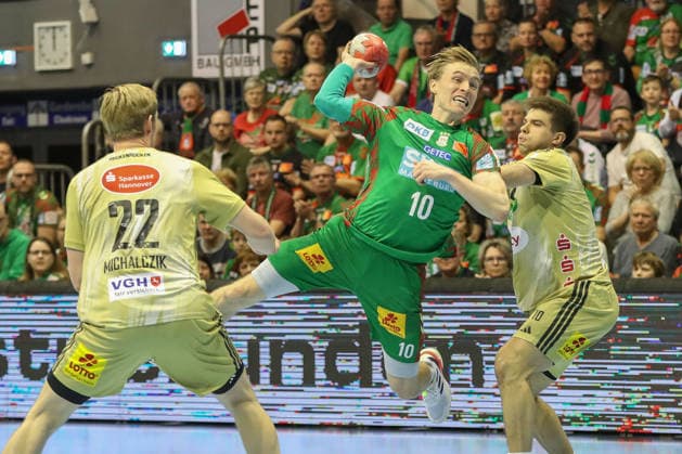 08.03.2026, xgox, Handball - Daikin HBL SC Magdeburg - TSV Hannover-Burgdorf emspor, v.l. Gisli Thorgeir Kristjansson (Magdeburg, 10) wirft Tor, Torschuetze, erzielt Tor, Treffer, scores the goal Magdeburg
