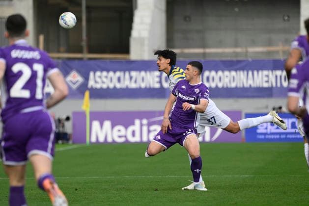 Fiorentina™s Roberto Piccoli and Parma™s Mariano Troilo during the Serie A Enilive 2025 2026 match between Fiorentina and Parma - Serie A Enilive at Artemio Franchi Stadium - Soccer - Florence, Italy - Sunday March 8, 2026  Copyright: xFabrizioxCorradetti LaPressex