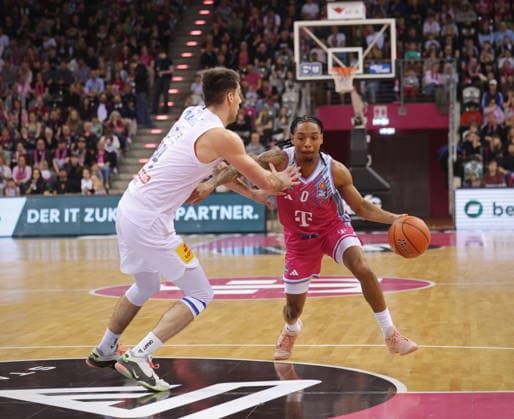 Jalen Finch Telekom Baskets Bonn vs. SYNTAINICS MBC 23. Speiltag - Saison 2025 26