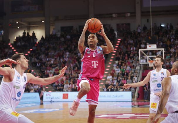 Jalen Finch Telekom Baskets Bonn vs. SYNTAINICS MBC 23. Speiltag - Saison 2025 26