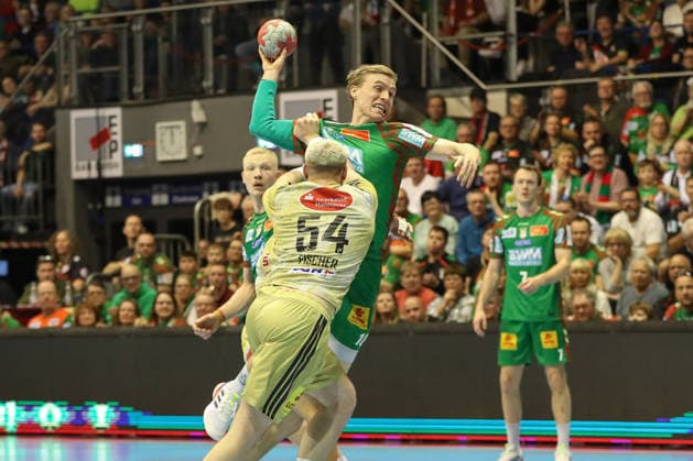 08.03.2026, xgox, Handball - Daikin HBL SC Magdeburg - TSV Hannover-Burgdorf emspor, v.l. Justus Fischer (Hannover, 54), Gisli Thorgeir Kristjansson (Magdeburg, 10) Zweikampf, Duell, Kampf, tackle Magdeburg