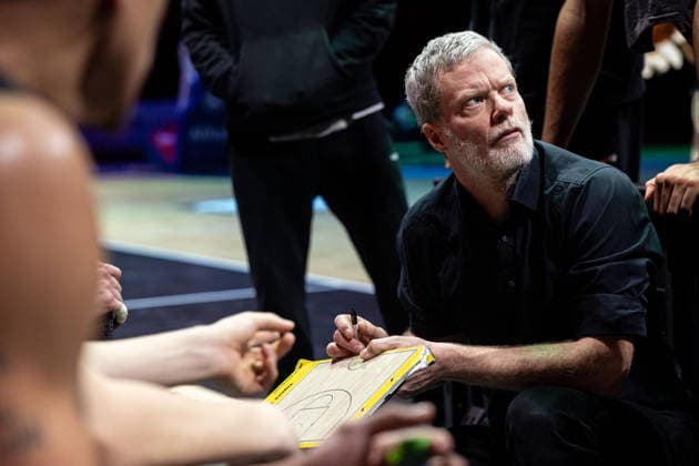 Nuernberg Falcons BC - Tigers Tuebingen, Herren, 2. Bundesliga, Barmer 2. Basketball Bundesliga, pro A, 26. Spieltag, Spielzeit 2025 2026, 08.03.2026 Eric Detlev (Tigers Tuebingen, Head Coach) in der Timeout