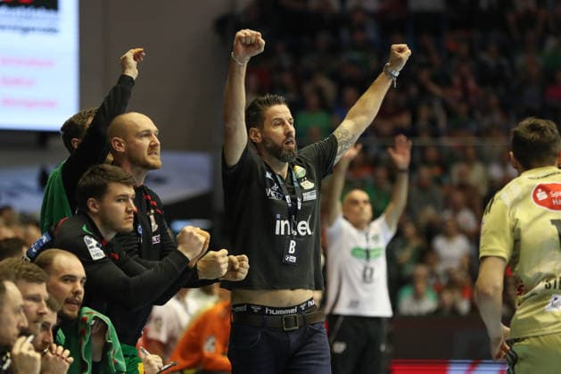 08.03.2026, xgox, Handball - Daikin HBL SC Magdeburg - TSV Hannover-Burgdorf emspor, v.l. Bennet Wiegert (Magdeburg, Trainer) Jubel, Torjubel, jubelt ueber das Tor, celebrate the goal, celebration Magdeburg