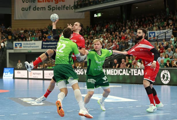 08.03.2026, xovx, Handball Daikin Handball Bundesliga, HSG Wetzlar - MT Melsungen v.l. Jona Schoch (HSG Wetzlar), Olle Forsell Schefvert (MT Melsungen), Georg Löwen (HSG Wetzlar), Ruben Marchan (MT Melsungen) Wetzlar Buderus-Arena Hessen Deutschland (DE)