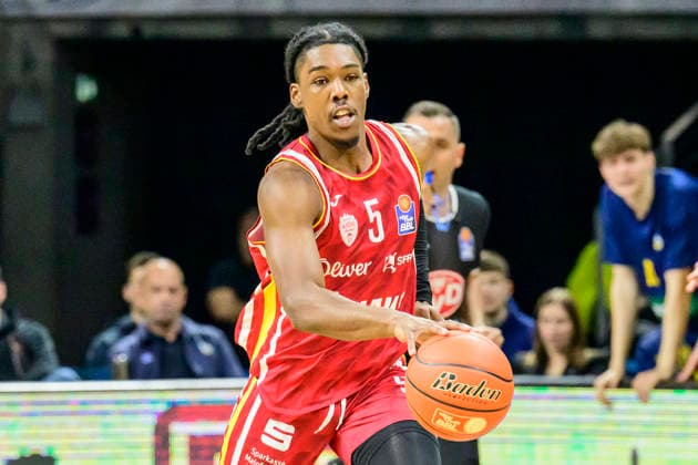 GER, Berlin, basketball, Alba Berlin vs Fitness First Wuerzburg Baskets, at the Max-Schmeling-Halle , BBL, pictured from left: Marcus Carr (Wuerzburg 05), March 8, 2026 Copyright: HMBxMedia UwexKoch