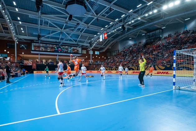 2026-03-08 Netehrlands vs Switzerland ALMERE, NETHERLANDS - MARCH 8: Angela Malestein of the Netherlands en Lea Schupbach of Switzerland during the European Championship, EM, Europameisterschaft Women 2026 Qualifiers Phase 2 match, between The Netherlands and Switzerland at Topsportcentrum on March 8, 2026 in Almere, Netherlands. Almere Topsportcentrum Netherlands Content not available for redistribution in The Netherlands directly or indirectly through any third parties. Copyright: xHenkxSeppenx