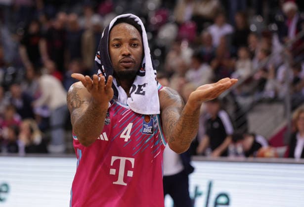 Jeff Garrett (Bonn) nach dem Spiel, Telekom Baskets Bonn vs Syntainics MBC, easyCredit BBL, 23. Spieltag, Telekom Dome Bonn, 08.03.2026.