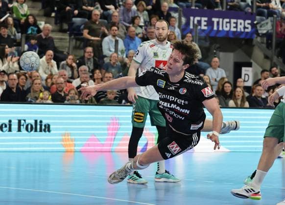 08.03.2026 - Handball - 1. Bundesliga DAIKIN HBL - Saison 2025 2026 - 24. Spieltag: HC Erlangen Metropolregion Nürnberg HCE - GWD Minden - DaMa - xdaxmax - Florian Scheerer (10, HC Erlangen HCE )