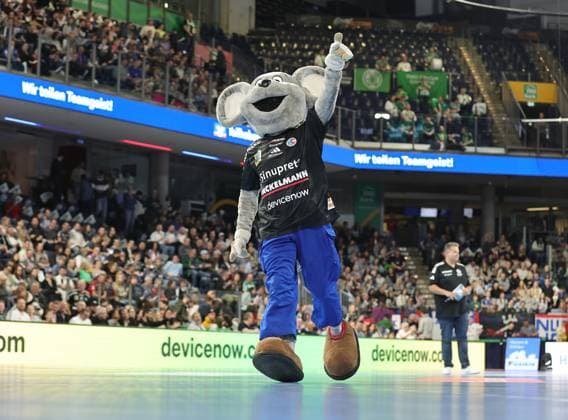 08.03.2026 - Handball - 1. Bundesliga DAIKIN HBL - Saison 2025 2026 - 24. Spieltag: HC Erlangen Metropolregion Nürnberg HCE - GWD Minden - DaMa - xdaxmax - Maskottchen Maus