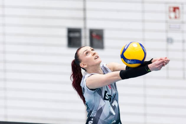 1. Volleyball Bundesliga Frauen: Schwarz-Weiss Erfurt vs. Dresdner SC; Erfurt; 08.03.2026 Isabel KovaÄiÄ‡ ( 11; Schwarz-Weiss Erfurt) 1. Volleyball Bundesliga Frauen: Schwarz-Weiss Erfurt vs. Dresdner SC; Riethsporthalle Erfurt; 08.03.2026 Copyright: xBEAUTIFULxSPORTS Duehringx