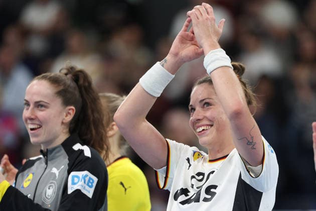 Deutschland - Slowenien, Handball-EM-Qualifikation der Frauen Emily Vogel (Deutschland, 20). Handball-EM-Qualifikationsspiel der Frauen zwischen Deutschland und Slowenien am 8. März im SNP dome Heidelberg., Heidelberg Baden-Württemberg Deutschland SNP dome