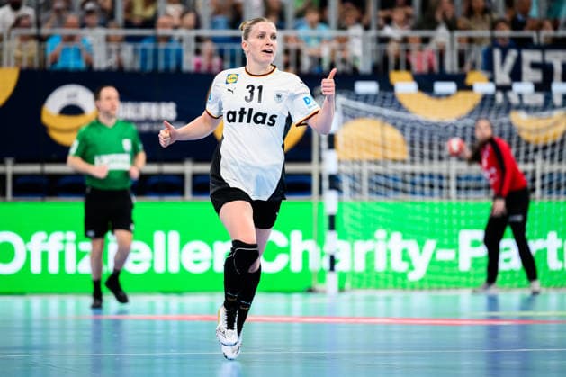 Handball, Frauen: EM-Qualifikation, Deutschland - Slowenien, 2. Runde, Gruppe 3, Alexia Hauf (Deutschland) Heidelberg SNP Dome Baden-Württemberg Deutschland