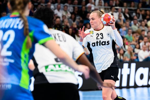 Handball, Frauen: EM-Qualifikation, Deutschland - Slowenien, 2. Runde, Gruppe 3, Annika Lott (Deutschland) Heidelberg SNP Dome Baden-Württemberg Deutschland
