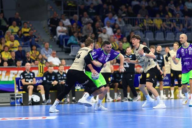 Szene mit Lukas Sandell (11; Rhein Neckar Löwen), Sören Steinhaus (53; Bergischer HC), Jannik Kohlbacher (80; Rhein Neckar Löwen), Maik Machulla (999; Rhein Neckar Löwen) und Tim Nothdurft (28; Rhein Neckar Löwen) Jannik Kohlbacher (80, Rhein Neckar Löwen)