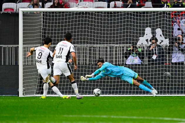 FOOTBALL : OGC Nice VS Stade Rennais FC - Ligue 1 McDonald s - 08 03 2026 Yehvann Diouf (OGC Nice) - Ligue 1 McDonald s match between OGC Nice and Stade Rennais Football Club on Mars 8, 2026 at the Allianz Riviera Stadium in Nice. NiceFrance  Copyright: xWilliamxCannarellax