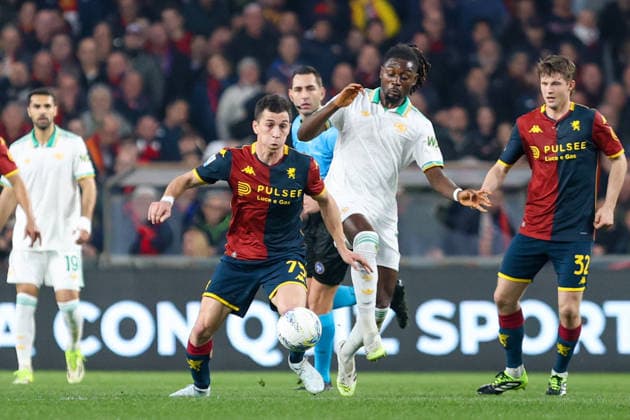 GenoaÕs Patrizio Masini fights for the ball with RomaÕs Evan Ndicka during the Serie A soccer match between Genoa and Roma at the Luigi Ferraris Stadium in Genoa, Italy - Sunday, March 08, 2026. - Soccer .  Copyright: xTanoxPecoraro LaPressex