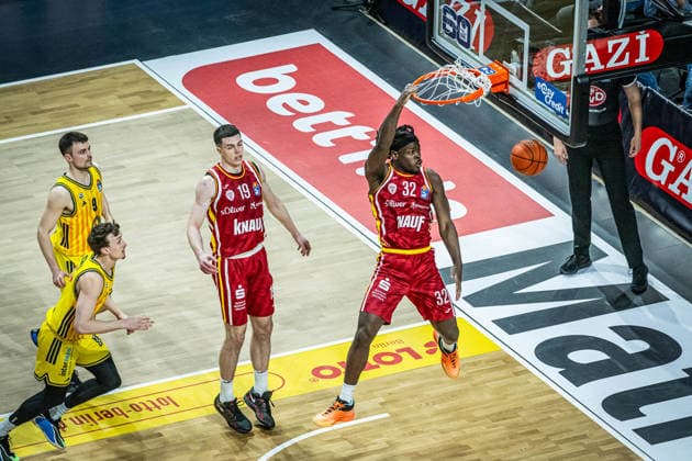 Basketball Berlin 08.03.2026 Saison 2025 2026 EasyCredit BBL 1. Bundesliga Männer, Herren Alba Berlin - Fitness First Würzburg Baskets Charles Thompson (Würzburg, No.32)