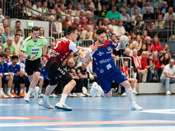Csaba Leimeter (HBW Balingen-Weilstetten, 55) im Zweikampf gegen Christian Wilhelm (HSG Nordhorn Lingen, 03) HSG Nordhorn-Lingen vs. HBW Balingen-Weilstetten , Handball, 2. Bundesliga, 23. Spieltag, Saison 2025 2026, 08.03.2026 HSG Nordhorn-Lingen vs. HBW Balingen-Weilstetten , Handball, 2. Bundesliga, 23. Spieltag, Saison 2025 2026, 08.03.2026 Nordhorn Copyright: xEibner-Pressefoto DamianxKruczynx EP_DKI