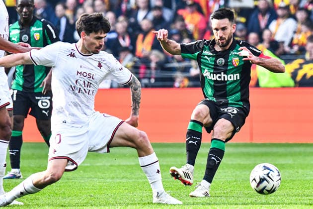 FOOTBALL : RC Lens vs FC Metz - Ligue 1 - JournÃ e 25 - 08 03 2026 Adrien Thomasson (RC Lens) LensFrance  Copyright: xBaptistexAutissierx