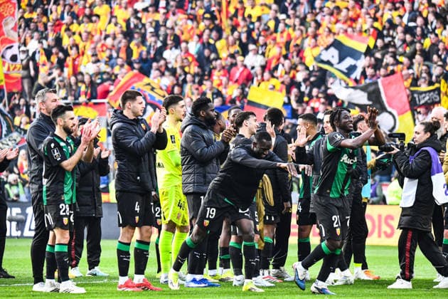 FOOTBALL : RC Lens vs FC Metz - Ligue 1 - JournÃ e 25 - 08 03 2026 Joie des joueurs du RC Lens Apres la victoire contre le FC Metz LensFrance  Copyright: xBaptistexAutissierx