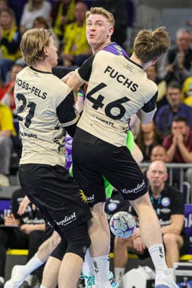 08.03.2026, xhettx, Handball Daikin HBL, Rhein Neckar Loewen - Bergischer HC v.l. Kim Voss-Fels (Bergischer HC, 21)und Julian Fuchs (Bergischer HC, 46) blocken Haukur Thrastarson (Rhein-Neckar Löwen, 25) (DFL DFB REGULATIONS PROHIBIT ANY USE OF PHOTOGRAPHS as IMAGE SEQUENCES and or QUASI-VIDEO)