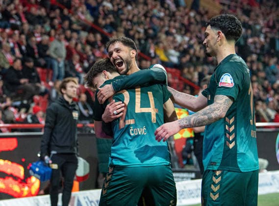 Fußball, Herren, Saison 2025 2026, 1. Bundesliga (25. Spieltag), 1. FC Union Berlin - SV Werder Bremen, v.l. Patrice Covic (Bremen), Leonardo Bittencourt (Bremen), Cameron Puertas (Bremen), Jubel nach Tor zum 1:4, 08.03.2026, *** Soccer, Men, Season 2025 2026, 1 Bundesliga 25 Matchday , 1 FC Union Berlin SV Werder Bremen, f l Patrice Covic Bremen , Leonardo Bittencourt Bremen , Cameron Puertas Bremen , Celebration after goal to 1 4, 08 03 2026, Copyright: xSebastianxRäppold MatthiasxKochx