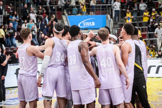 Teamkreis, Teamspirit bei den MHP Riesen GER, MHP Riesen Ludwigsburg - Veolia Towers Hamburg, Basketball Bundesliga, easycredit BBL, 23. Spieltag, Spielzeit 2025 2026, 08.03.2026 GER, MHP Riesen Ludwigsburg - Veolia Towers Hamburg, Basketball Bundesliga, easycredit BBL, 23. Spieltag, Spielzeit 2025 2026, 08.03.2026 Ludwigsburg Copyright: xSandyxDinkelackerx EP_SDR