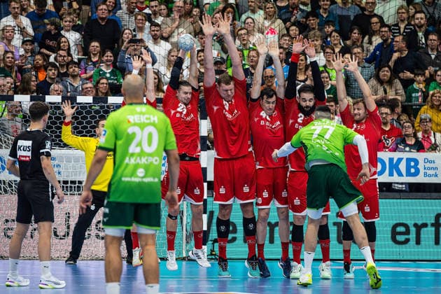 08.03.2026, xovx, Handball Daikin Handball Bundesliga, HSG Wetzlar - MT Melsungen v.l. Nebojsa Simic (MT Melsungen), Cyrill Akakpo (HSG Wetzlar), Olle Forsell Schefvert (MT Melsungen), Dainis Kristopans (MT Melsungen), Isaias Guardiola Villaplana (MT Melsungen), Ruben Marchan (MT Melsungen), Stefan Cavor (HSG Wetzlar), David Mandic (MT Melsungen) Wetzlar Buderus-Arena Hessen Deutschland (DE)