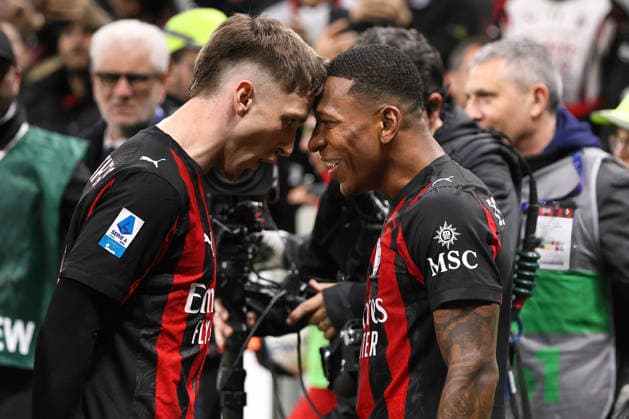AC Milan vs FC Inter Italy, Milan, 2026 03 08: Alexis Saelemakers, Pervis Estupinan (AC Milan) shots and scores and celebrates with teammates the 1-0 goal at 35 during soccer game AC Milan vs FC Inter, Lega Calcio Serie A Enilive 2025-2026 day 28 at San Siro Stadium Milan Lombardy Italy Copyright: xFabrizioxAndreaxBertanix
