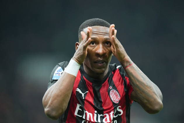 (260309) -- MILAN, March 9, 2026 -- AC Milan s Pervis Estupinan celebrates his goal during an Italian Serie A football match between AC Milan and Inter Milan in Milan, Italy, March 8, 2026. ) (SP)ITALY-MILAN-FOOTBALL-SERIE A-AC MILAN VS INTER MILAN LixJing 