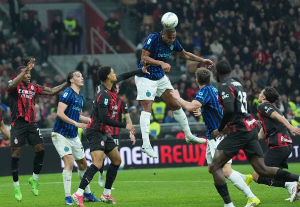 (260309) -- MILAN, March 9, 2026 -- Inter Milan s Manuel Akanji (C) competes during an Italian Serie A football match between AC Milan and Inter Milan in Milan, Italy, March 8, 2026. ) (SP)ITALY-MILAN-FOOTBALL-SERIE A-AC MILAN VS INTER MILAN LixJing 