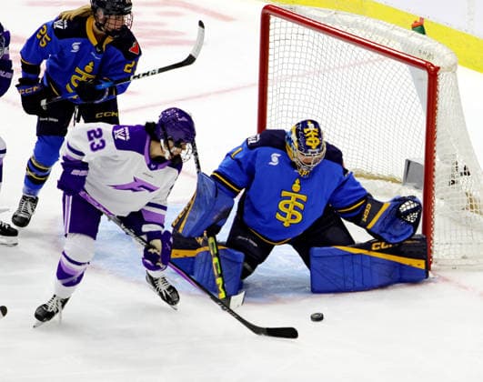 Minnesota Frost Vs Toronto Sceptres, PWHL, In Toronto, Canada Vanessa Upson, 23, makes a play in front of goaltender Raygan Kirk during a Professional Women s Hockey League game between the Minnesota Frost and the Toronto Sceptres at Coca-Cola Coliseum in Toronto, Canada, on March 8, 2026. The Frost wins the game 3-2 in overtime. Toronto Canada  Copyright: xMikexCampbellx originalFilename:campbell-notitle260309_npkPw.jpg