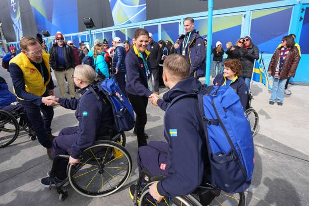 260309 Crown princess Victoria of Sweden, Jakob Forssmed, Swedish Minister for Social Affairs and Public Health, greet athletes of Sweden after a wheelchair curling mixed round robin session between Sweden and USA during day 3 of the Milano Cortina 2026 Winter Paralympic Games on March 9, 2026 in Cortina. Photo: Magnus Lejhall Swedish Parasport Federation BILDBYRAN kod XY XY0101 wheelchair curling rullstolscurling paralympic games paralympics paralympiska spel paralympiske leker vinter-paralympics winter paralympics milano cortina 2026 milano cortina 2026 winter paralympic games 3 sweden sverige *** 260309 Crown princess Victoria of Sweden, Jakob Forssmed, Swedish Minister for Social Affairs and Public Health, greet athletes of Sweden after a wheelchair curling mixed round robin session between Sweden and USA during day 3 of the Milano Cortina 2026 Winter Paralympic Games on March 9, 2026 in Cortina Photo Magnus Lejhall Swedish Parasport Federation BILDBYRAN code XY XY0101 wheelchair curling wheelchair curling paralympic games paralympiska spel paralympiske leker vinter paralympics winter paralympics milano cortina 2026 milano cortina 2026 winter paralympic games 3 sweden sverige  Copyright: MAGNUSxLEJHALL BB260309BB959