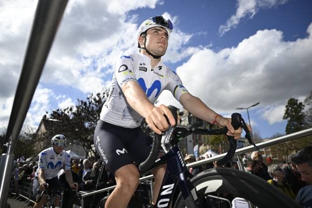 Paris Nice 2026 Stage 2 MONTARGIS, FRANCE - MARCH 09 : Garcia Pierna Raul (ESP) of Movistar Team before the start of the race during stage 2 of the 84th edition of Paris - Nice an UCI World Tour 2.UWT cycling road race stage for Men Elite of 187 km with start in Epone and finish in Montargis on March 9, 2026 in Montargis, France, 09 03 2026 ( Motordriver Guy De Vuyst - Montargis France  Copyright: xNicoxVereeckenx