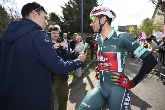 Paris Nice 2026 Stage 2 MONTARGIS, FRANCE - MARCH 09 : Braet Vito (BEL) of Lotto Intermarche during an interview before the race during stage 2 of the 84th edition of Paris - Nice an UCI World Tour 2.UWT cycling road race stage for Men Elite of 187 km with start in Epone and finish in Montargis on March 9, 2026 in Montargis, France, 09 03 2026 ( Motordriver Guy De Vuyst - Montargis France  Copyright: xNicoxVereeckenx