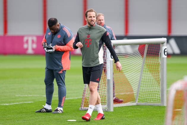 Harry Kane (FC Bayern Muenchen, 09), GER, Abschlusstraining, FC Bayern Muenchen, Fussball, UEFA Champions League, Achtelfinale, Hinspiel, Saison 2025 2026, 09.03.2026, GER, Abschlusstraining, FC Bayern Muenchen, Fussball, UEFA Champions League, Achtelfinale, Hinspiel, Saison 2025 2026, 09.03.2026 Muenchen Copyright: xEibner-Pressefoto JennixMaulx EP_JML