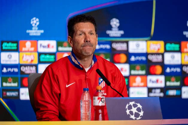Atletico de Madrid Training Session And press conference, PK, Pressekonferenz - UEFA Champions League 2025 26 Round of 16 First Leg Diego Pablo Simeone, Head Coach of Atletico de Madrid, speaks during the Press Conference ahead of the UEFA Champions League 2025 26 Round of 16 First Leg match against Tottenham Hotspur FC at Estadio Riyadh Air Metropolitano on March 9, 2026 in Madrid, Spain. Madrid Estadio Riyadh Air Metropolitano Madrid Spain Copyright: xAlbertoxGardinx AGardin_20260309_Foot_Champ_Atl_Mad_Press_0175