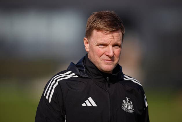 Newcastle United Barcelona Press and Training Newcastle United manager Eddie Howe walks out for training during the Newcastle United Barcelona training session press conference, PK, Pressekonferenz at Newcastle United Training Centre, Benton, UK on 9 March 2026. Benton Newcastle United Training Centre Tyne and Wear UK Editorial use only , Copyright: xCraigxCowanx PSI-23866-0008