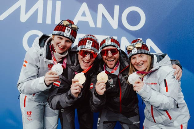 PARALYMPICS - Winter Paralympics Milano Cortina 2026 CORTINA D AMPEZZO,ITALY,09.MAR.26 - PARALYMPICS, ALPINE SKIING - Paralympic Winter games, Winterspiele,Spiele, Summer games Milano Cortina 2026, Super G, men, medal ceremony. Image shows the rejoicing of Veronika Aigner (AUT), Johannes Aigner (AUT), Nico Haberl (AUT) and Lilly Sammer (AUT). Keywords: medal  GEPAxpictures xAlexanderxSolc