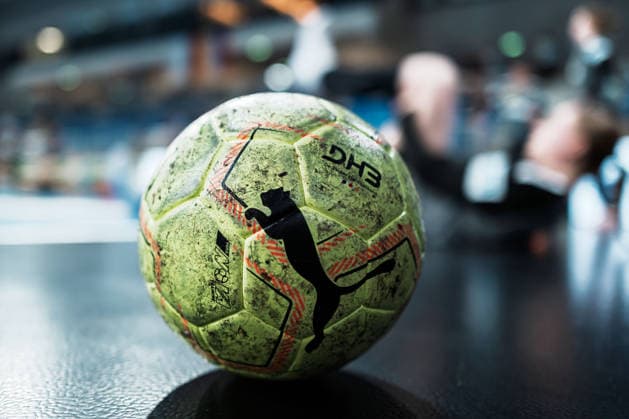 Handball, Frauen: EM-Qualifikation, Deutschland - Slowenien, 2. Runde, Gruppe 3, DHB Puma Ball, Spielball, Feature Heidelberg SNP Dome Baden-Württemberg Deutschland