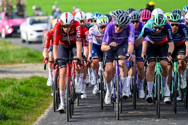 Paris Nice 2026 Stage 2 MONTARGIS, FRANCE - MARCH 09 : Van Sintmaartensdijk Roel (NED) of Lotto Intermarche in action during stage 2 of the 84th edition of Paris - Nice an UCI World Tour 2.UWT cycling road race stage for Men Elite of 187 km with start in Epone and finish in Montargis on March 9, 2026 in Montargis, France, 09 03 2026 ( Motordriver Guy De Vuyst - Montargis France  Copyright: xNicoxVereeckenx