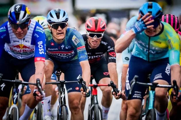 New Zealander Laurence Pithie of Red Bull-BORA-hansgrohe, Belgian Jasper Stuyven of Soudal Quick-Step and German Max Kanter of XDS Astana Team sprint to the finish of the second stage of 84th edition of the Paris-Nice cycling race, 187 km from Epone to Montargis, Monday 09 March 2026. DAVIDxPINTENS  x166991641x