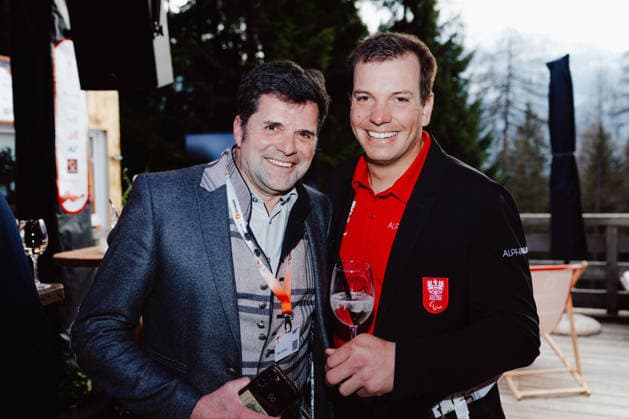 PARALYMPICS - Winter Paralympics Milano Cortina 2026 CORTINA D AMPEZZO,ITALY,09.MAR.26 - PARALYMPICS - Paralympic Winter games, Winterspiele,Spiele, Summer games Milano Cortina 2026, Austria House, Kaernten-Abend. Image shows Markus Salcher (AUT) with a guest.  GEPAxpictures xMatthiasxTrinkl