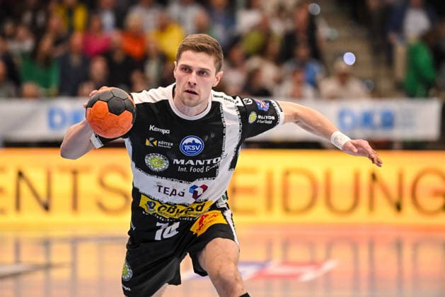Goeppingen, Deutschland, 09.03.26: Vincent Büchner (ThSV Eisenach) in Aktion, am Ball, Einzelaktion waehrend des Daikin Handball Bundesliga Spiels zwischen FRISCH AUF! Goeppingen vs ThSV Eisenach in der EWS Arena am 09. März 2026 in Goeppingen, Deutschland. (Foto von Harry Langer DeFodi Images) Goeppingen, Germany, 09.03.26: Vincent Büchner (ThSV Eisenach) controls the Ball during the Daikin Handball Bundesliga match between FRISCH AUF! Goeppingen vs ThSV Eisenach at EWS Arena on March 9, 2026 in Goeppingen, Germany. (Photo by Harry Langer DeFodi Images) (Photo by Harry Langer DeFodi Images) -