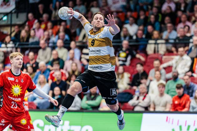 Julius Dierberg (HC Elbflorenz 2006, 09) im Torwurf GER, TuS N-Luebbecke vs. HC Elbflorenz 2006, Handball, 2. Bundesliga, 23. Spieltag, Spielzeit 2025 2026, 09.03.2026 GER, TuS N-Luebbecke vs. HC Elbflorenz 2006, Handball, 2. Bundesliga, 23. Spieltag, Spielzeit 2025 2026, 09.03.2026 Luebbecke *** Julius Dierberg HC Elbflorenz 2006, 09 in goal throw GER, TuS N Luebbecke vs HC Elbflorenz 2006, Handball, 2 Bundesliga, Matchday 23, Season 2025 2026, 09 03 2026 GER, TuS N Luebbecke vs HC Elbflorenz 2006, Handball, 2 Bundesliga, Matchday 23, Season 2025 2026, 09 03 2026 Luebbecke Copyright: xEibner-Pressefoto JanxRollingerx EP_JSK