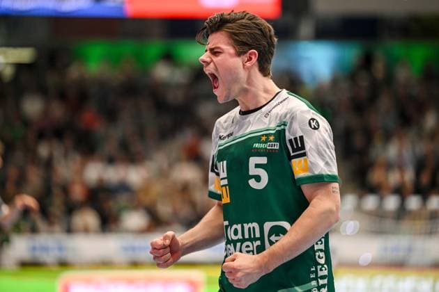 Goeppingen, Deutschland, 09.03.26: Rutger ten Velde (FRISCH AUF! Goeppingen) gestikuliert, gestik, jubelt waehrend des Daikin Handball Bundesliga Spiels zwischen FRISCH AUF! Goeppingen vs ThSV Eisenach in der EWS Arena am 09. März 2026 in Goeppingen, Deutschland. (Foto von Harry Langer DeFodi Images) Goeppingen, Germany, 09.03.26: Rutger ten Velde (FRISCH AUF! Goeppingen) gestures during the Daikin Handball Bundesliga match between FRISCH AUF! Goeppingen vs ThSV Eisenach at EWS Arena on March 9, 2026 in Goeppingen, Germany. (Photo by Harry Langer DeFodi Images) (Photo by Harry Langer DeFodi Images) -