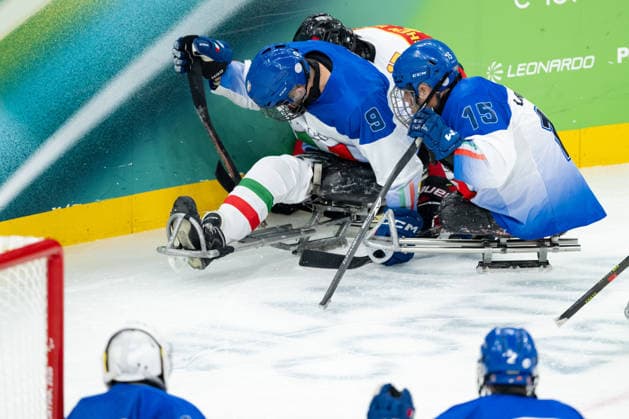 March 9, 2026, Milan, Lombardy, Italy: Para Ice hockey, Eishockey match between China and Italy Preliminary Round - Group A (ITA-CHN) during the Milano Cortina 2026 Winter Paralympics: Day 3 at the Milano Santagiulia Ice Hockey Arena. China defeat Italy 11-1. Paralympic 2026: Milano Cortina: Para Ice Hockey: China 11:1 Italy  - ZUMAk331 20260309_oly_k331_385 Copyright: xRalfxKuckuckx
